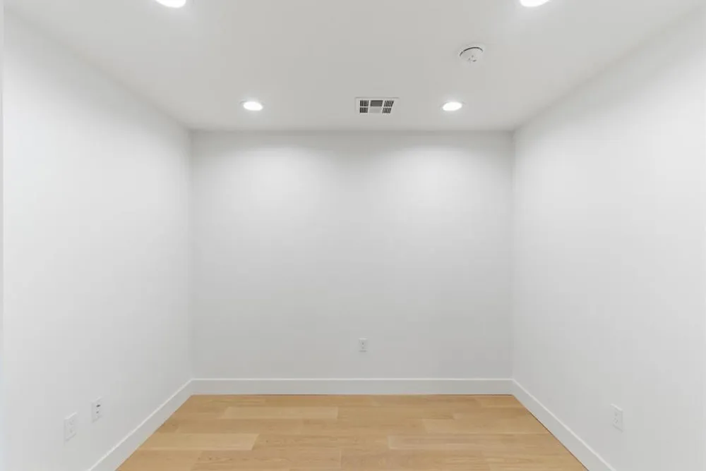 560 El Camino Real #207 San Carlos, CA 94070