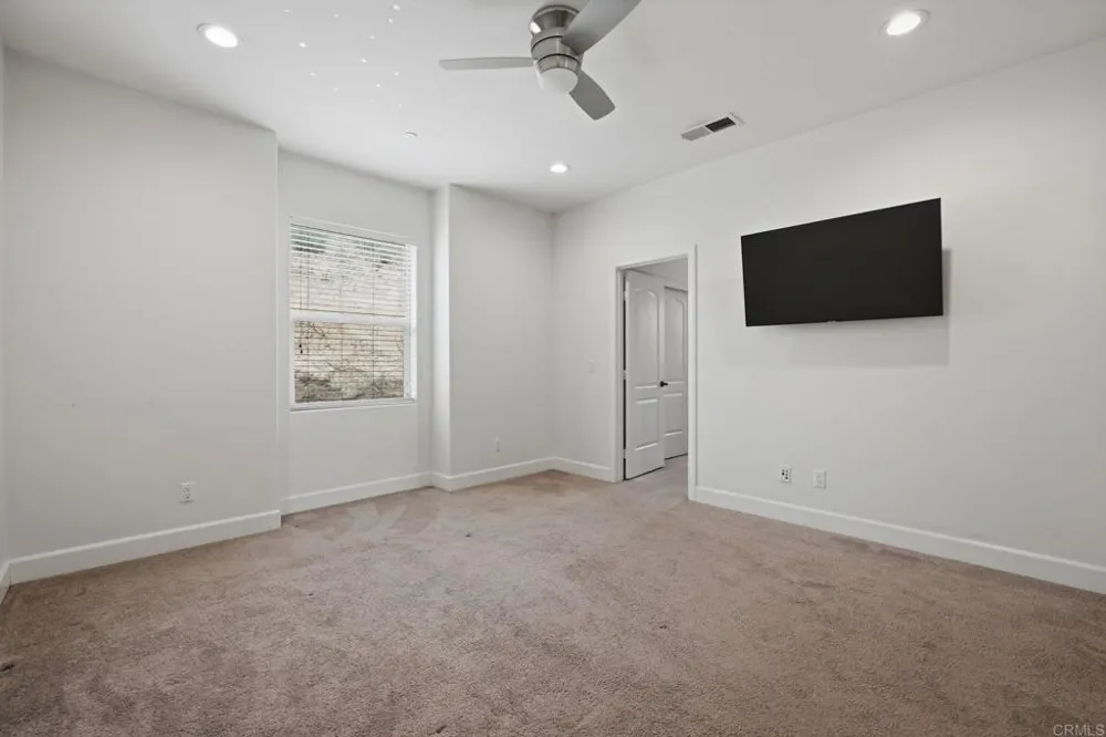 1910 Harbison Canyon Rd El Cajon, CA 92019