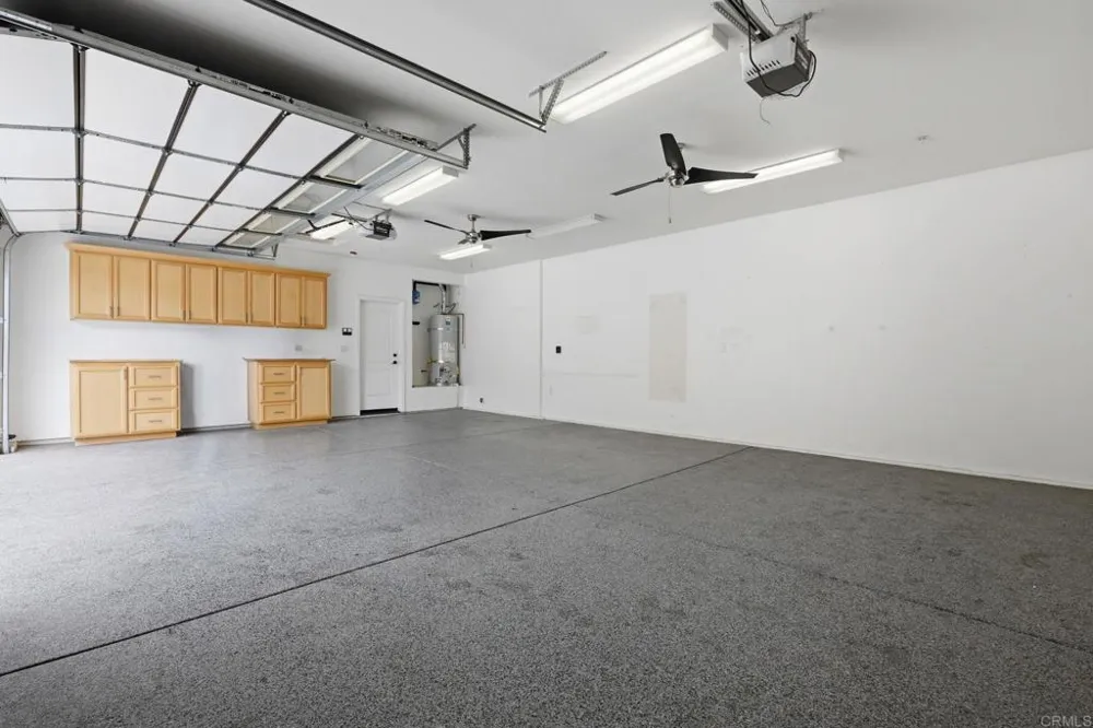 1910 Harbison Canyon Rd El Cajon, CA 92019