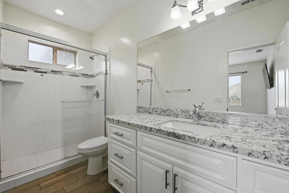 1910 Harbison Canyon Rd El Cajon, CA 92019