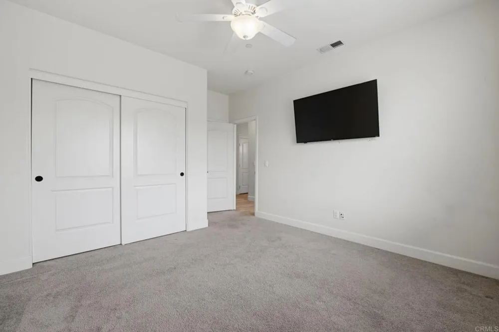 1910 Harbison Canyon Rd El Cajon, CA 92019