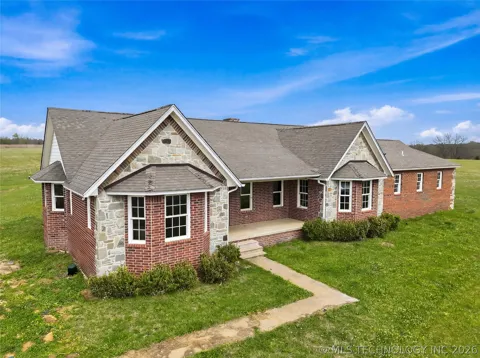 8770 W Gassaway