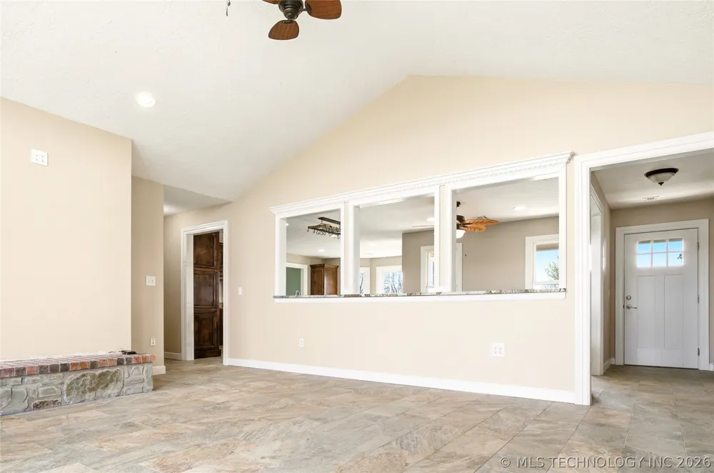 8770 W Gassaway Hulbert, OK 74441