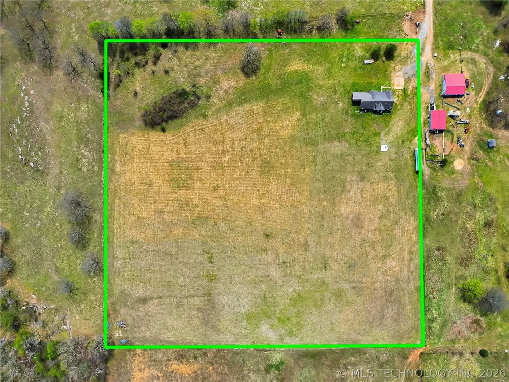 8770 W Gassaway Hulbert, OK 74441