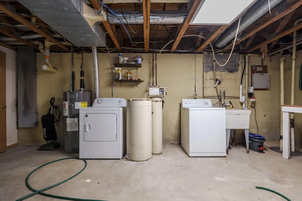 8218 37th Street Ross Township, MI 49083