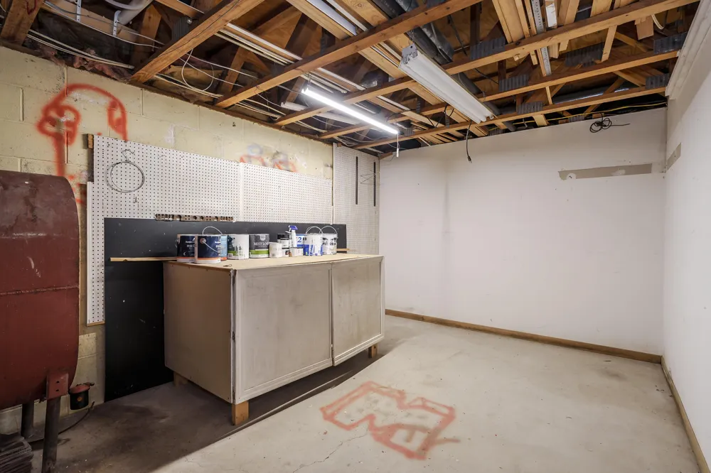 8218 37th Street Ross Township, MI 49083
