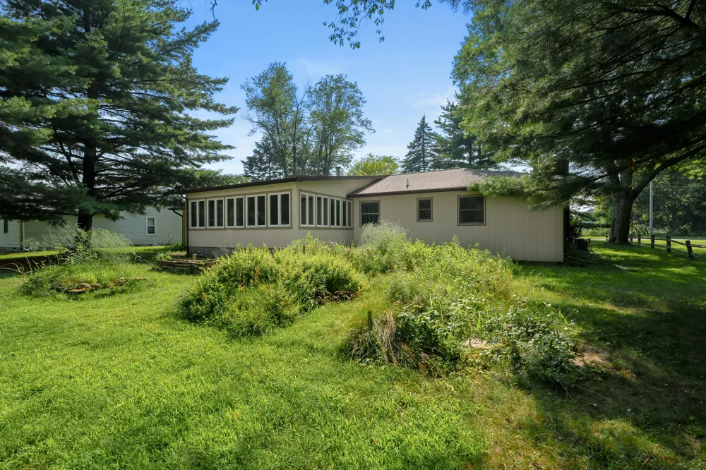 8218 37th Street Ross Township, MI 49083