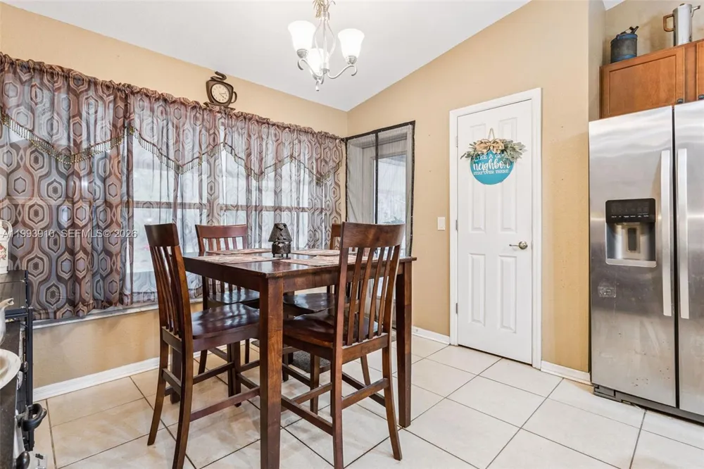 14170 SE 4th St. Williston, FL 32696