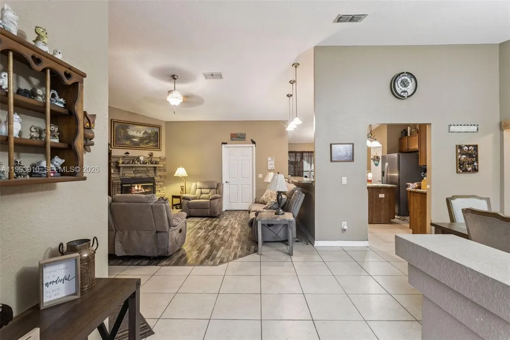 14170 SE 4th St. Williston, FL 32696