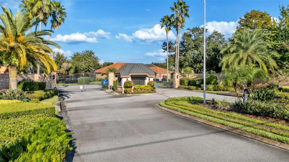 237 Mclean Point Winter Haven, FL 33884
