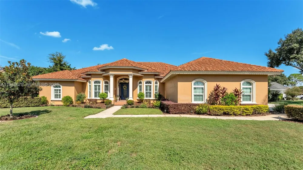 237 Mclean Point Winter Haven, FL 33884