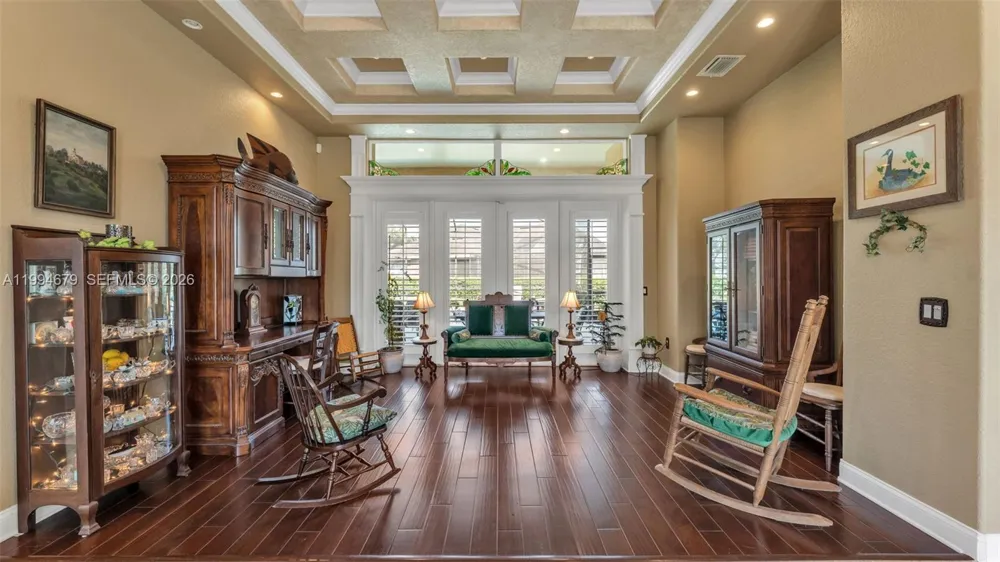 237 Mclean Point Winter Haven, FL 33884