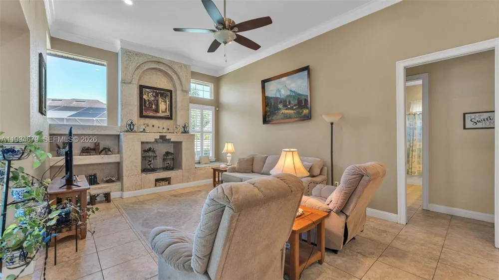 237 Mclean Point Winter Haven, FL 33884