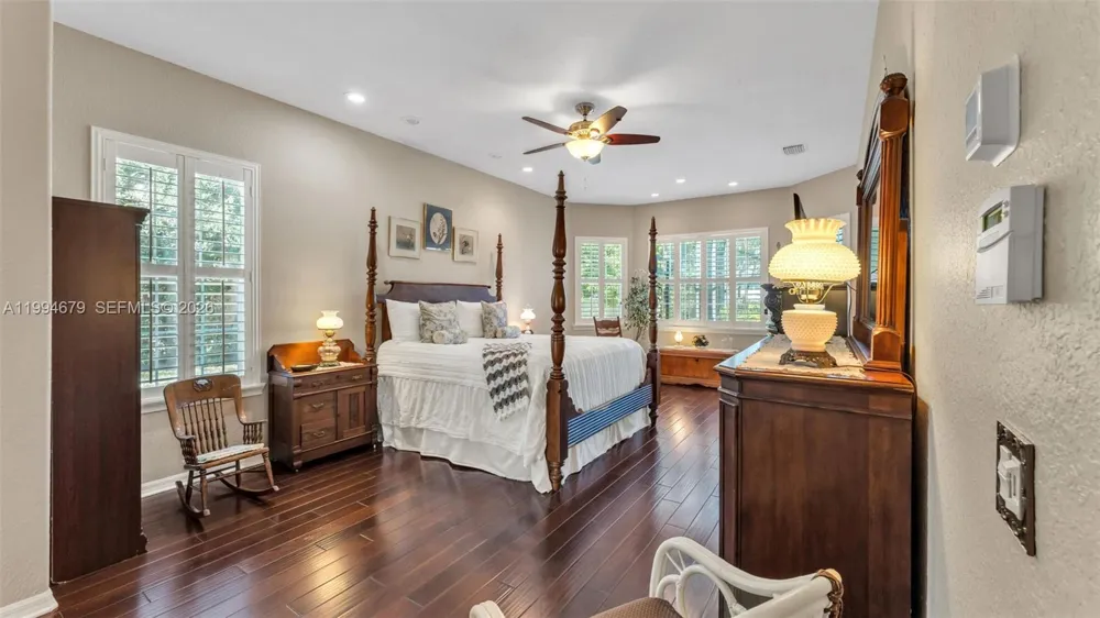 237 Mclean Point Winter Haven, FL 33884