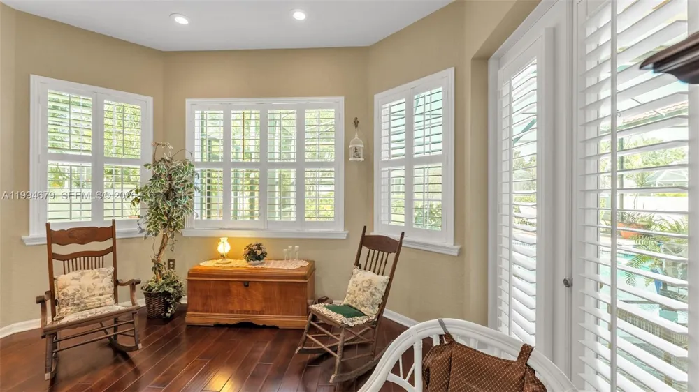 237 Mclean Point Winter Haven, FL 33884