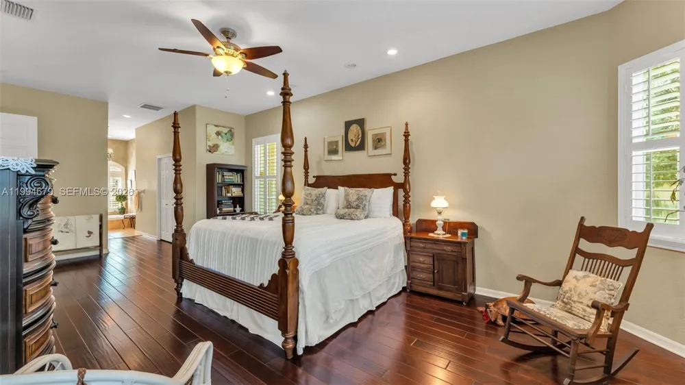 237 Mclean Point Winter Haven, FL 33884