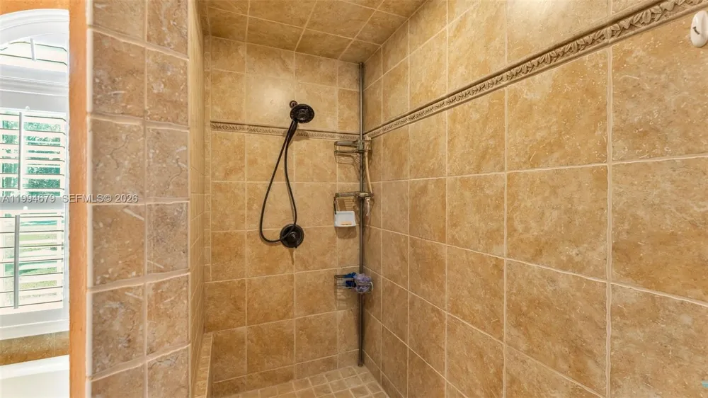 237 Mclean Point Winter Haven, FL 33884