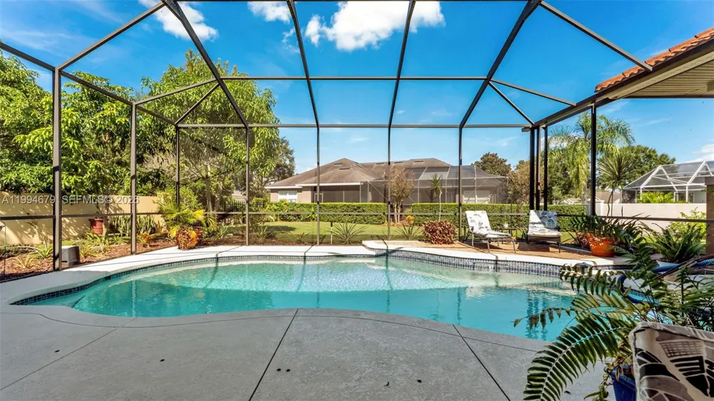 237 Mclean Point Winter Haven, FL 33884