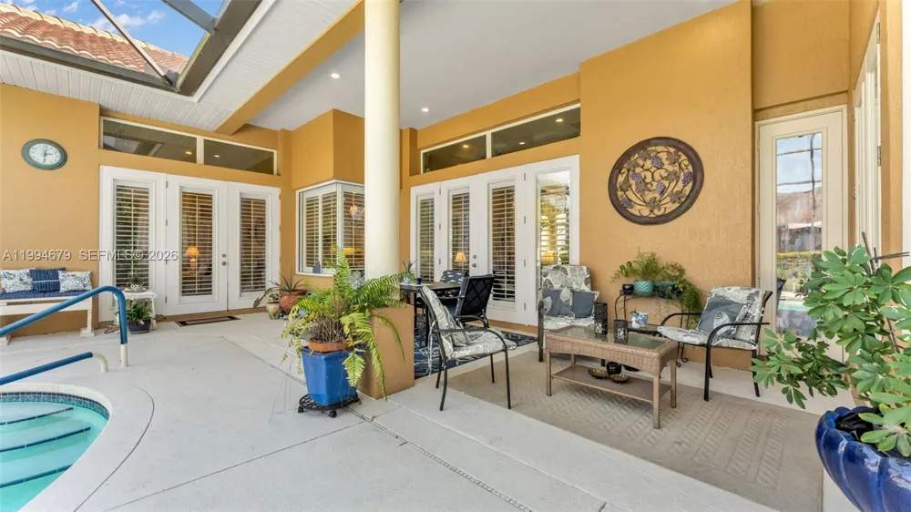 237 Mclean Point Winter Haven, FL 33884