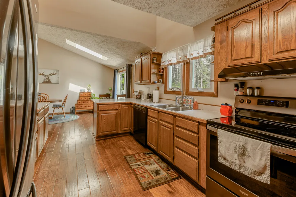 26641 60th Avenue Mattawan, MI 49071