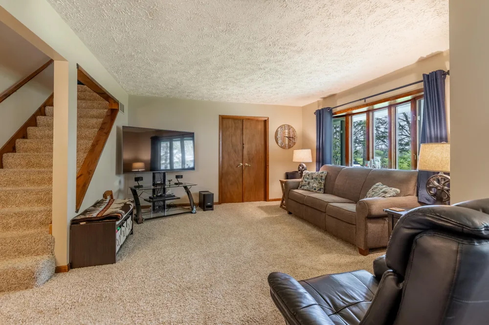 26641 60th Avenue Mattawan, MI 49071