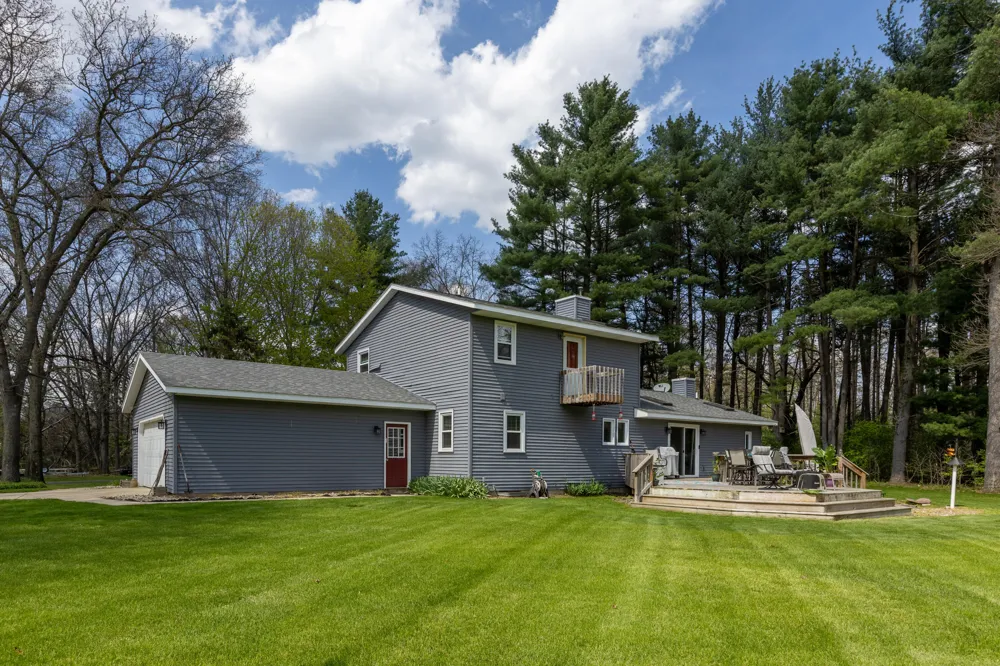 26641 60th Avenue Mattawan, MI 49071