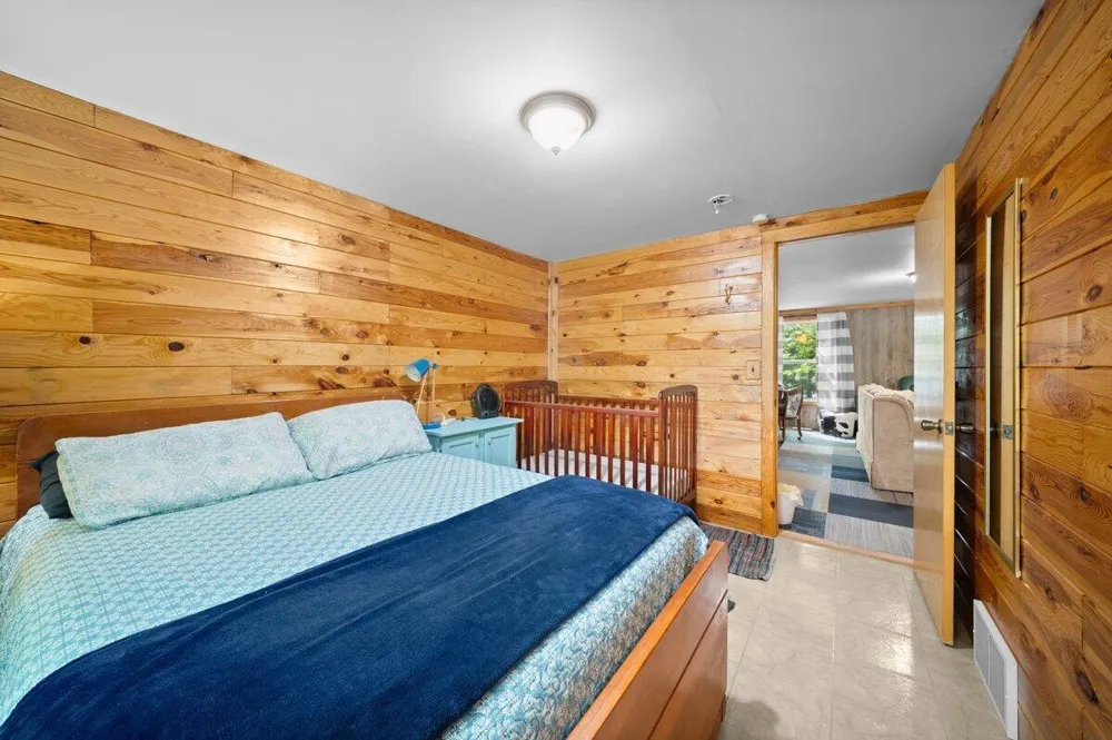 20308 Lakeview Drive Tustin, MI 49688