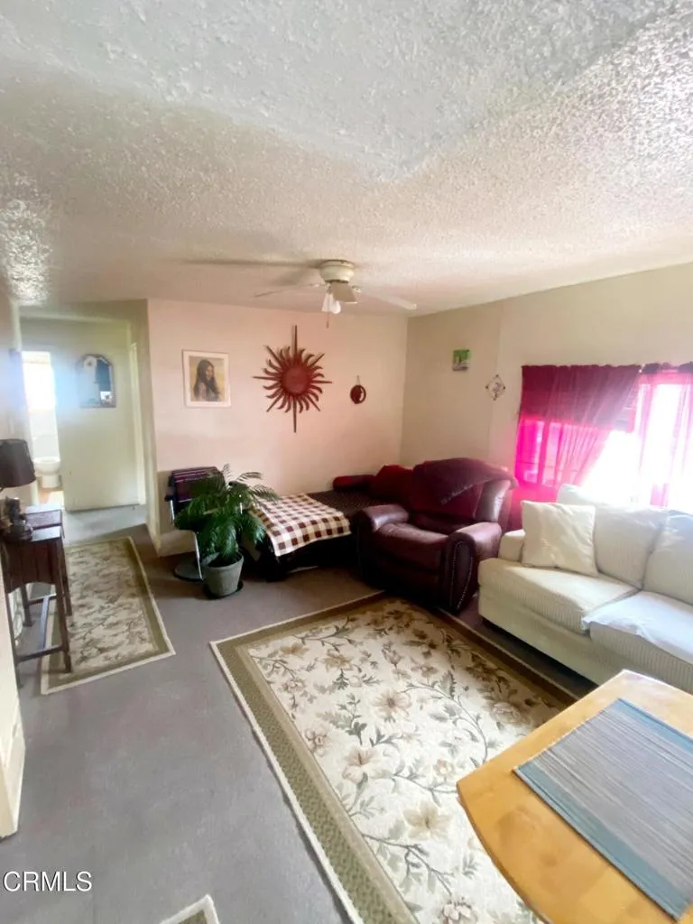 19121 Olsen Lane Fort Bragg, CA 95437