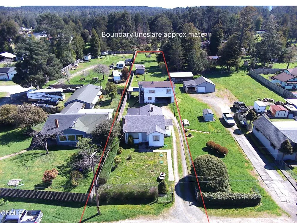 19121 Olsen Lane Fort Bragg, CA 95437