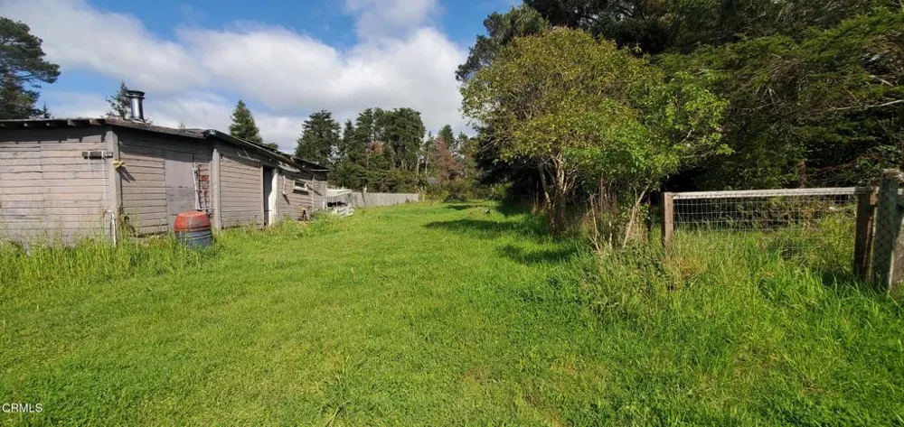 19121 Olsen Lane Fort Bragg, CA 95437