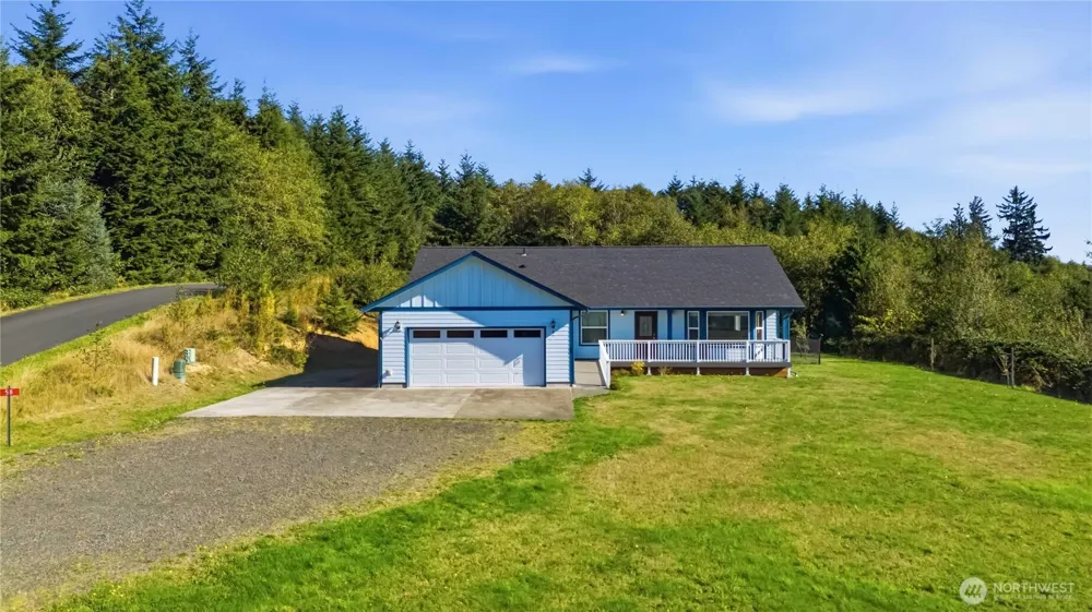 58 Alger Creek Heights Road Cathlamet, WA 98612
