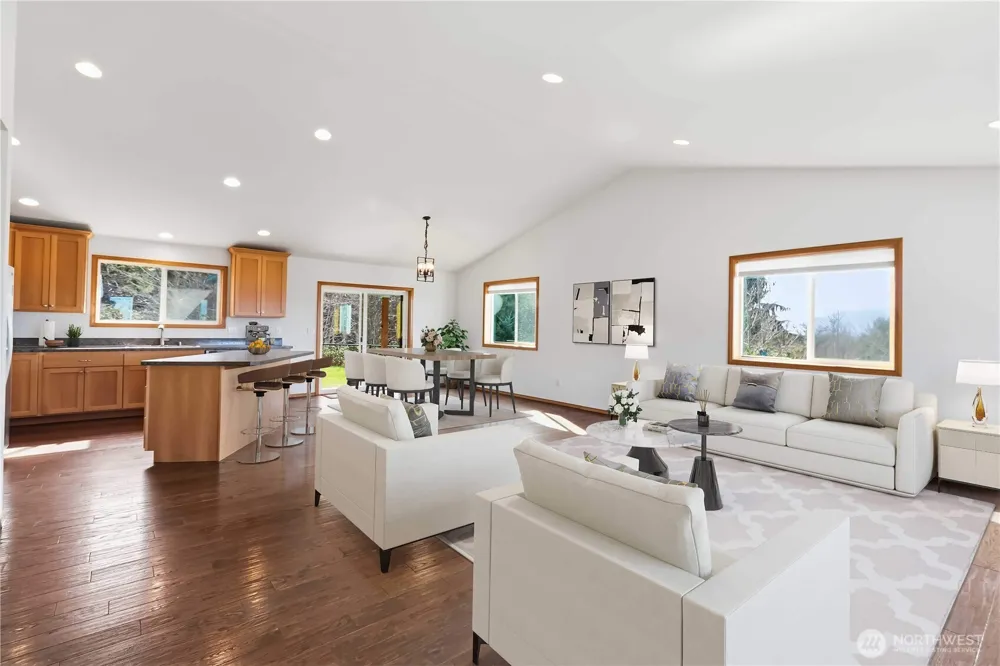 58 Alger Creek Heights Road Cathlamet, WA 98612