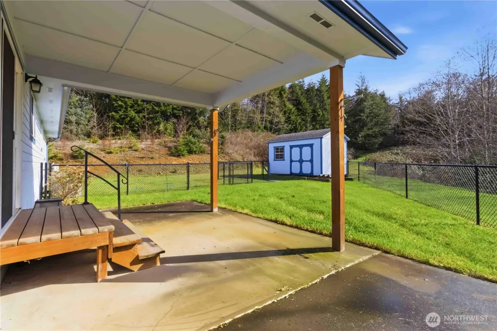 58 Alger Creek Heights Road Cathlamet, WA 98612