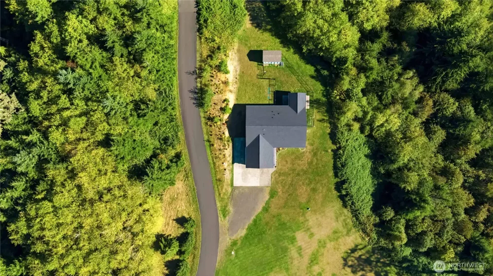 58 Alger Creek Heights Road Cathlamet, WA 98612