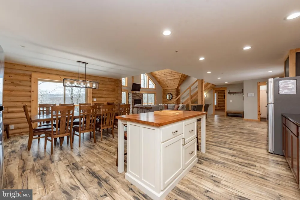 22 TAYLOR LANE Mc Henry, MD 21541