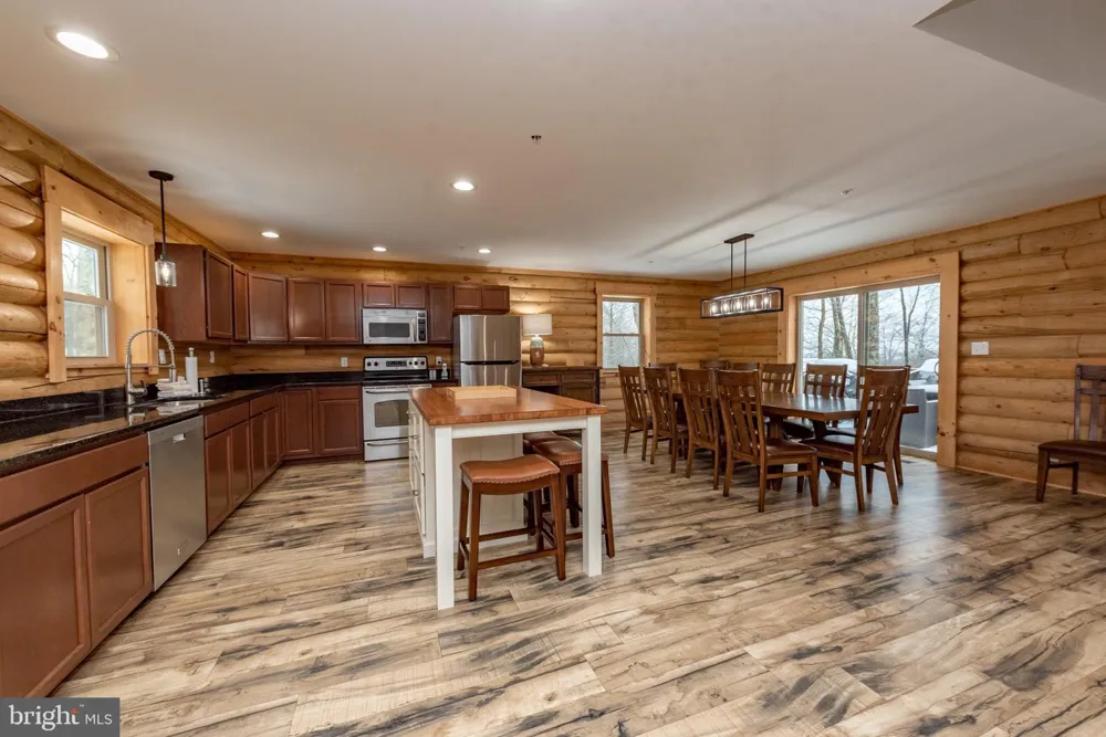 22 TAYLOR LANE Mc Henry, MD 21541