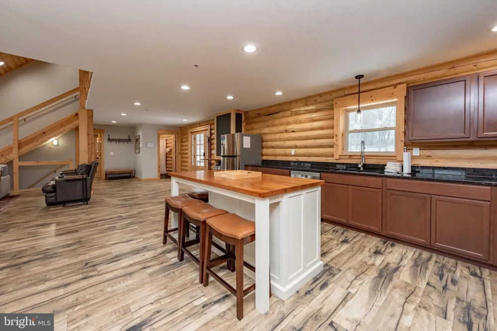 22 TAYLOR LANE Mc Henry, MD 21541