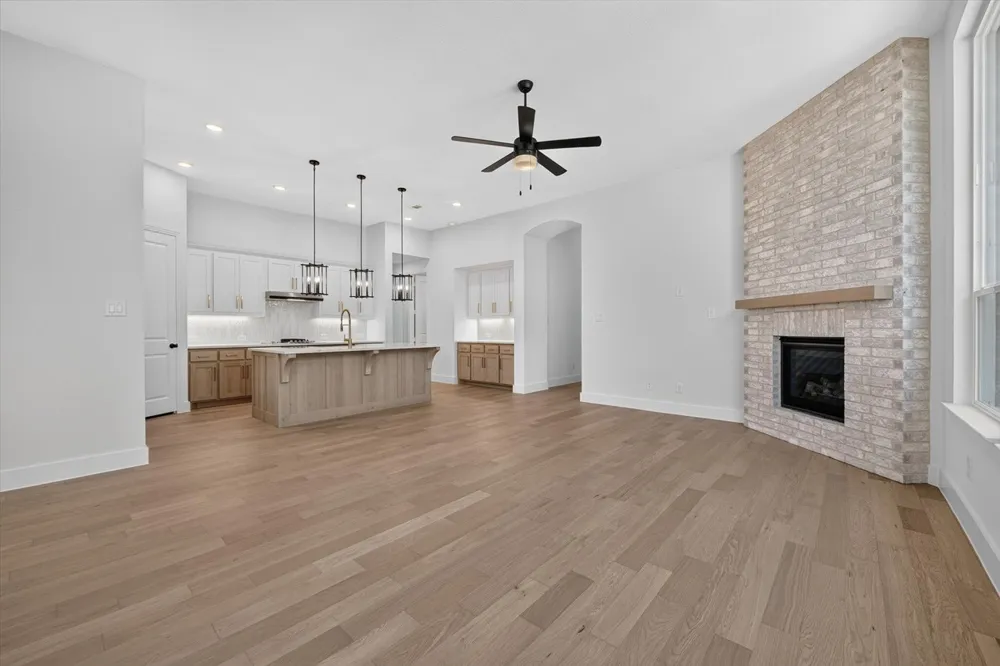 4018 Windy Point Road Oak Point, TX 75068
