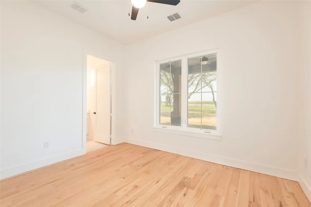 4863 County Road 1098 Celeste, TX 75423