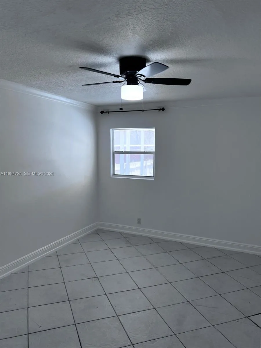 109 SW 1st Ave Hallandale Beach, FL 33009