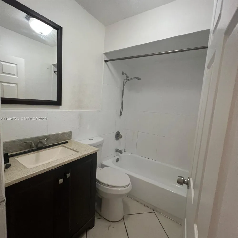109 SW 1st Ave Hallandale Beach, FL 33009