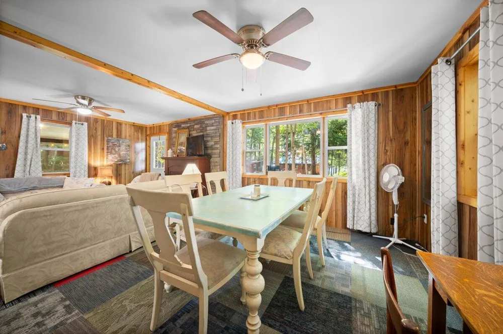 20308 Lakeview Drive Burdell Township, MI 49688