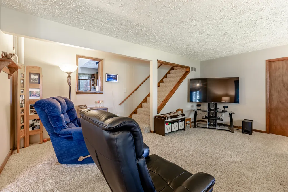26641 60th Avenue Antwerp Township, MI 49071