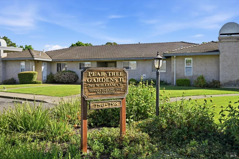 786 William Court Napa, CA 94558