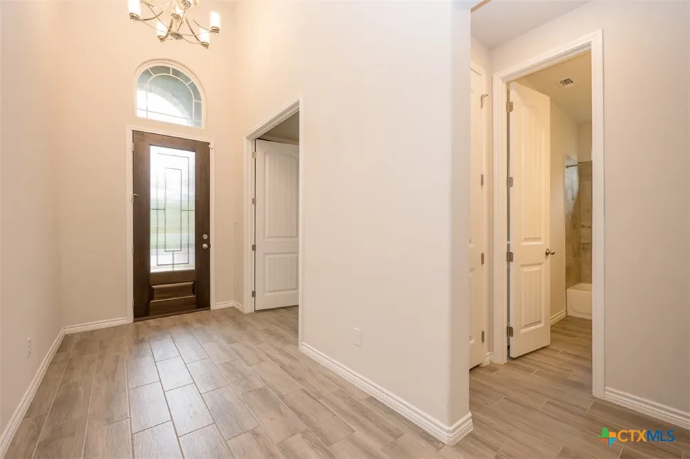 8409 Ridge Crest Drive Killeen, TX 76542