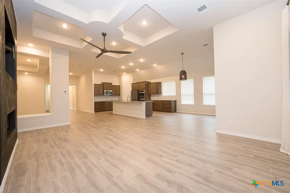 8409 Ridge Crest Drive Killeen, TX 76542