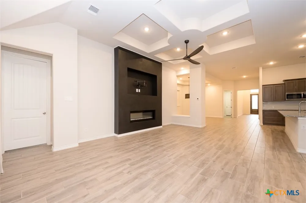 8409 Ridge Crest Drive Killeen, TX 76542