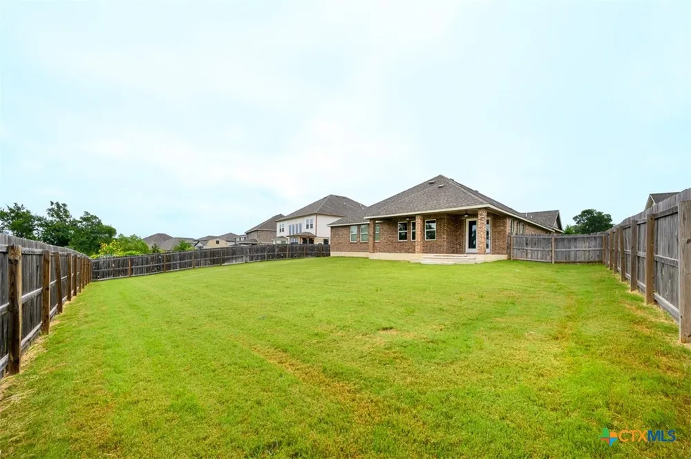8409 Ridge Crest Drive Killeen, TX 76542
