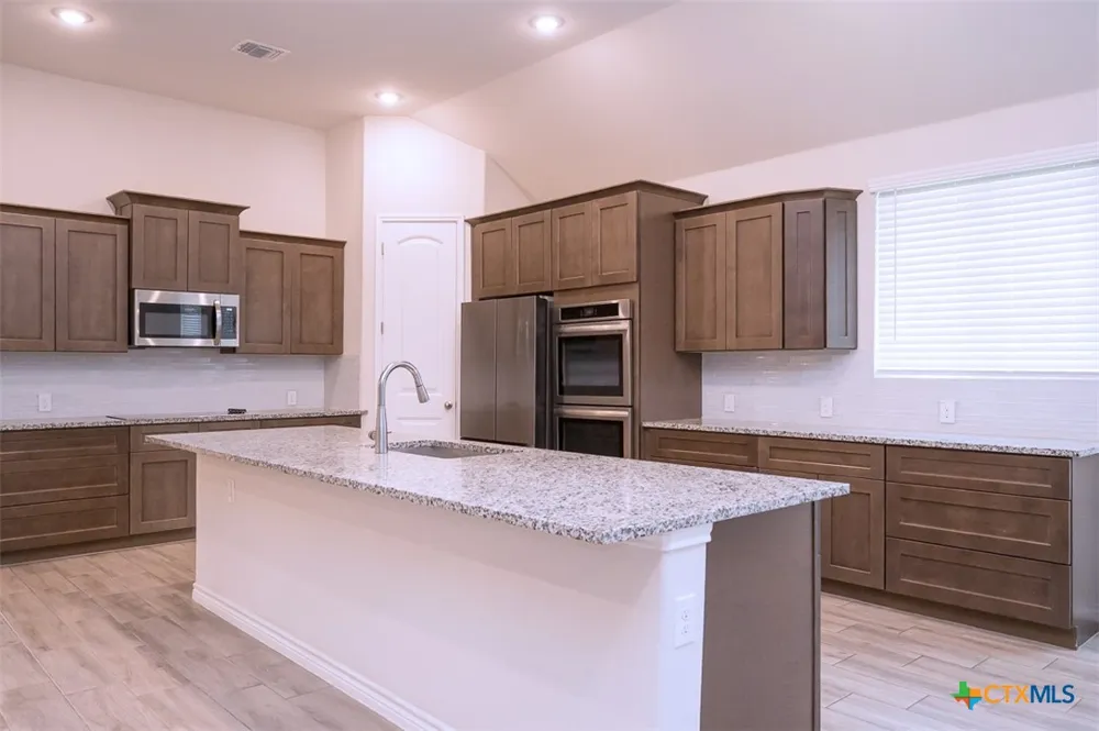 8409 Ridge Crest Drive Killeen, TX 76542