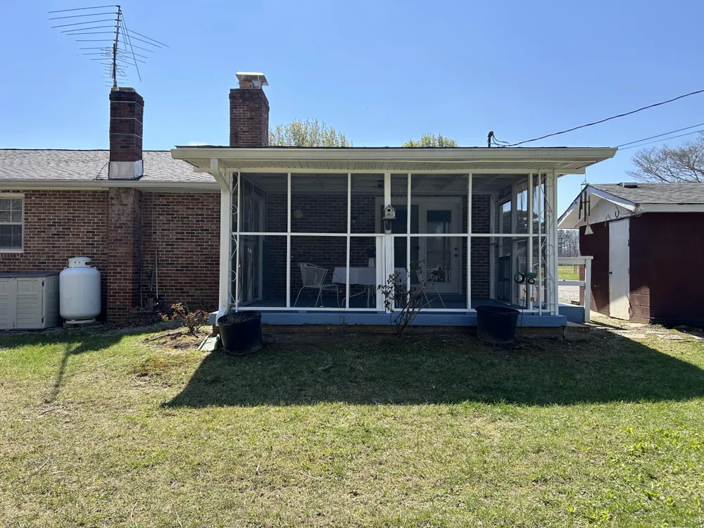 515 Brayton Road Graysville, TN 37338